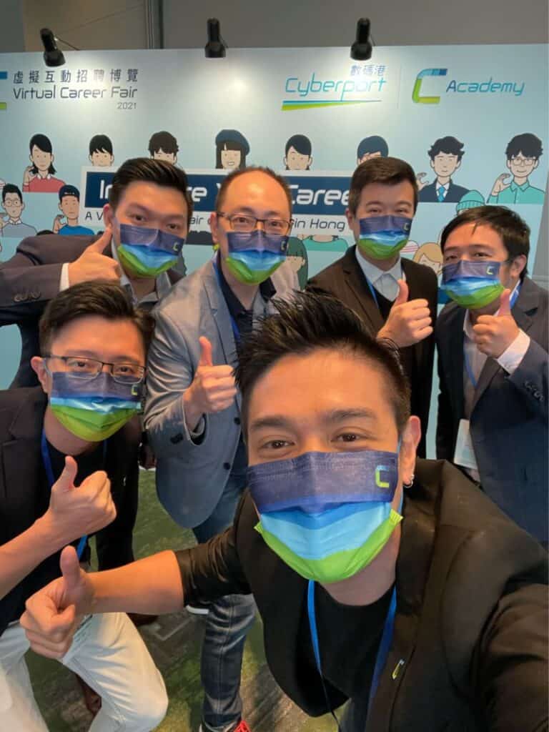 在數碼港虛擬招聘會上分享數位行銷職涯發展經驗