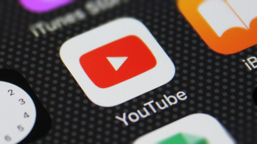 YouTube 擴大了對移動設備上短片的直接訪問