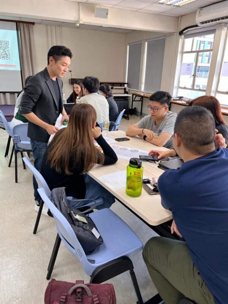 Social media storytelling and public speaking training